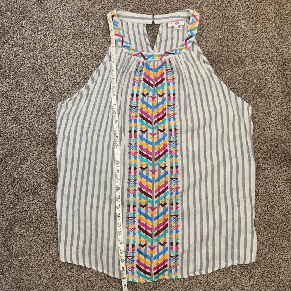 Andree by Unit embroidered top